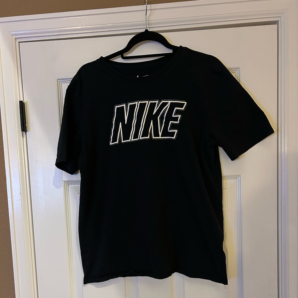 Nike Men's Black Short Sleeve Tee